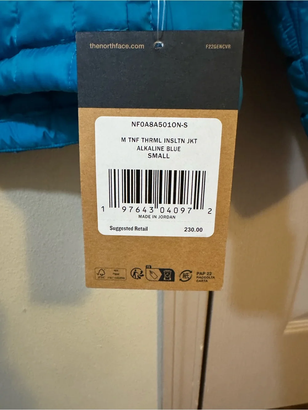 NWT The North Face men’s Blue Lightweight Insulated Jacket Size S